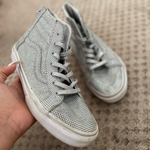 Sparkly Sk-Hi8 w/o box